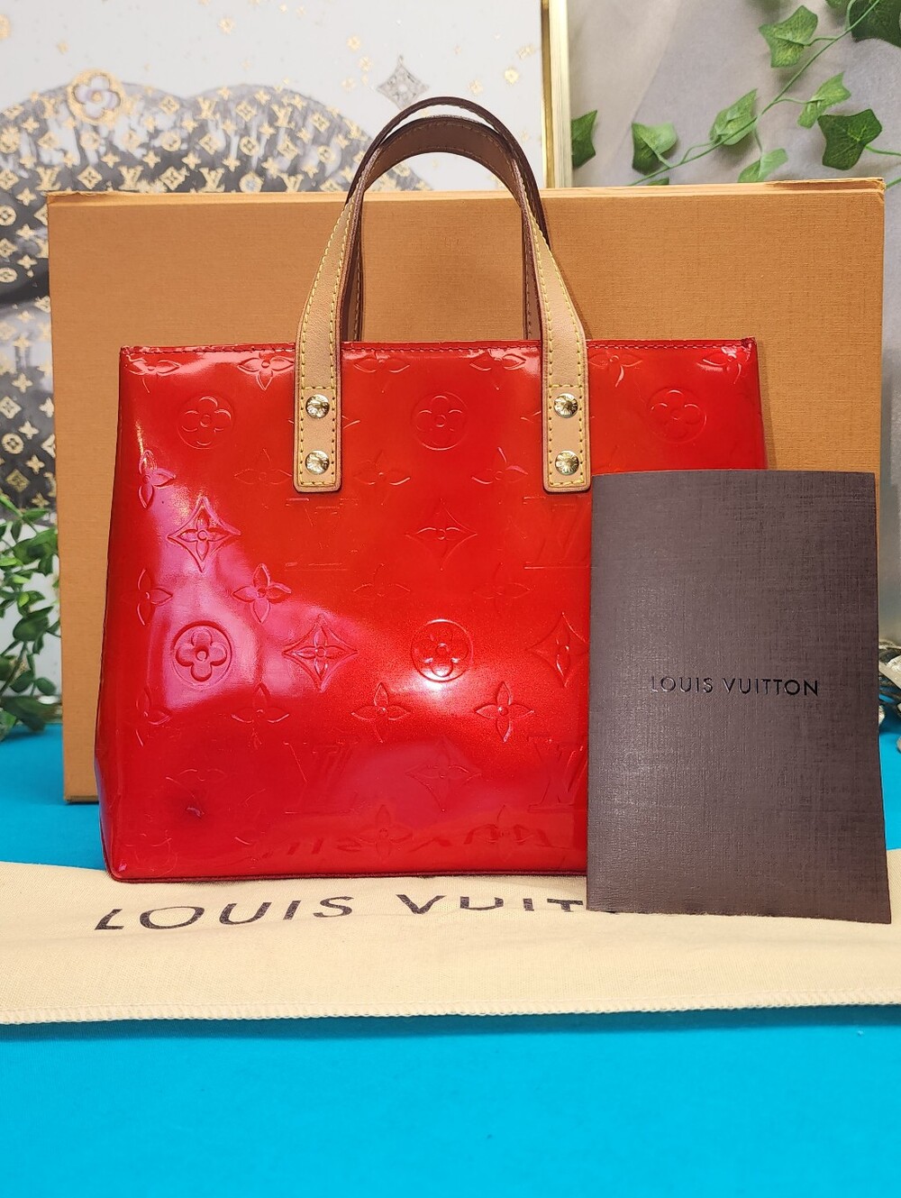 Authentic Louis Vuitton Vernis Reade PM Rouge W/ Box, Dust Bag & LV P.O.P